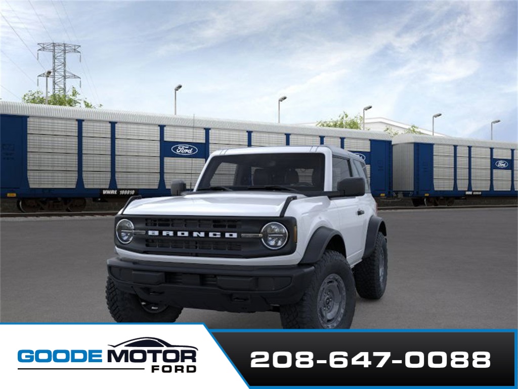2025 Ford Bronco Base photo 2
