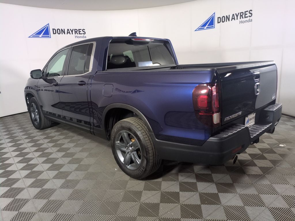 2021 Honda Ridgeline RTL photo 3