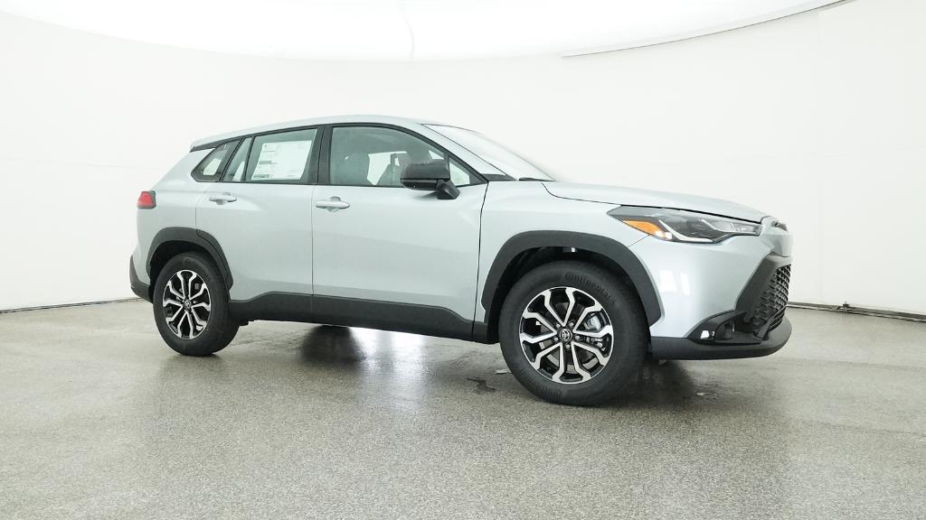 2025 Toyota Corolla Cross XLE XSE photo 27