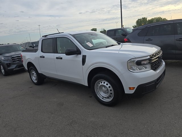 2024 Ford Maverick XL photo 2