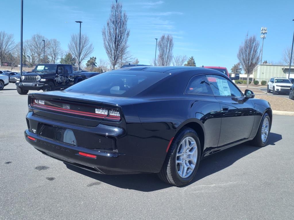 2025 Dodge Charger R/T photo 17