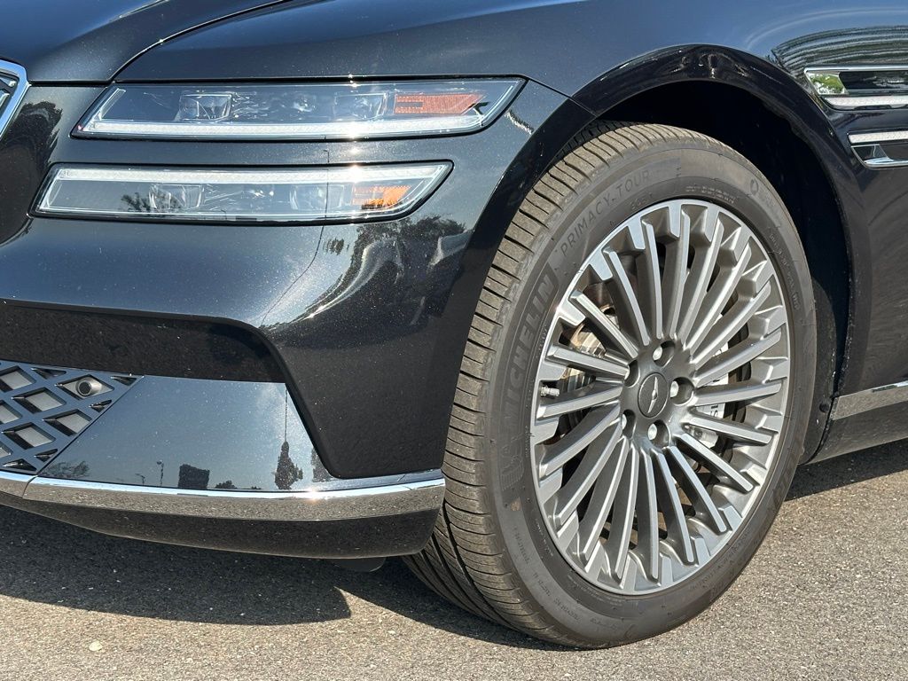 2024 Genesis Electrified G80 Advanced Prestige photo 8