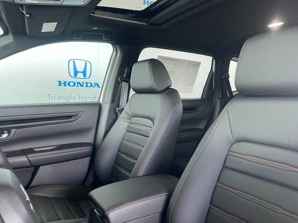 2026 Honda CR-V Hybrid Sport-L photo 12