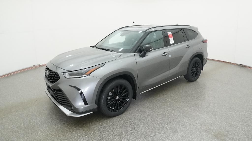 2026 Toyota Highlander XSE's photo