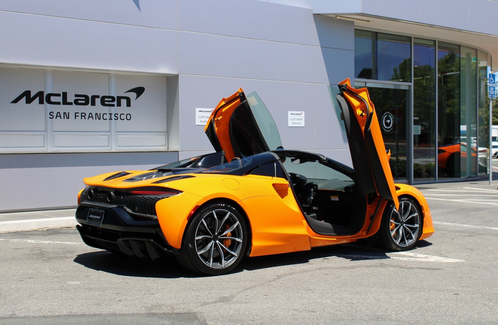 2025 Mclaren ARTURA Spider photo 16