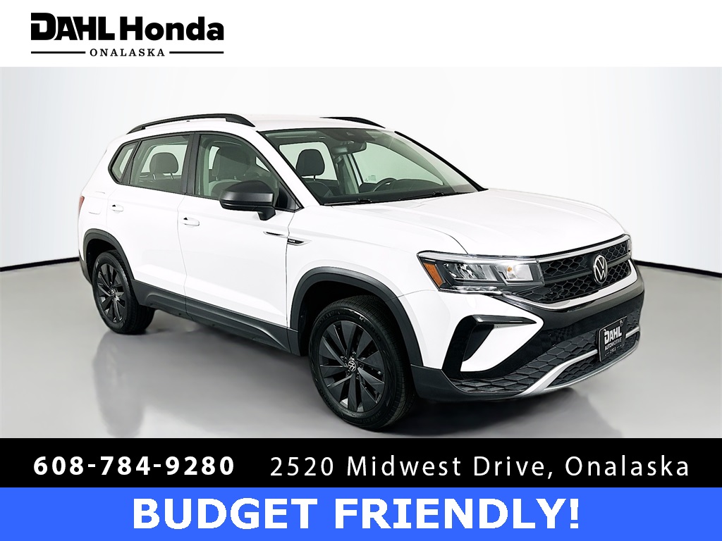 2024 Volkswagen Taos S's photo