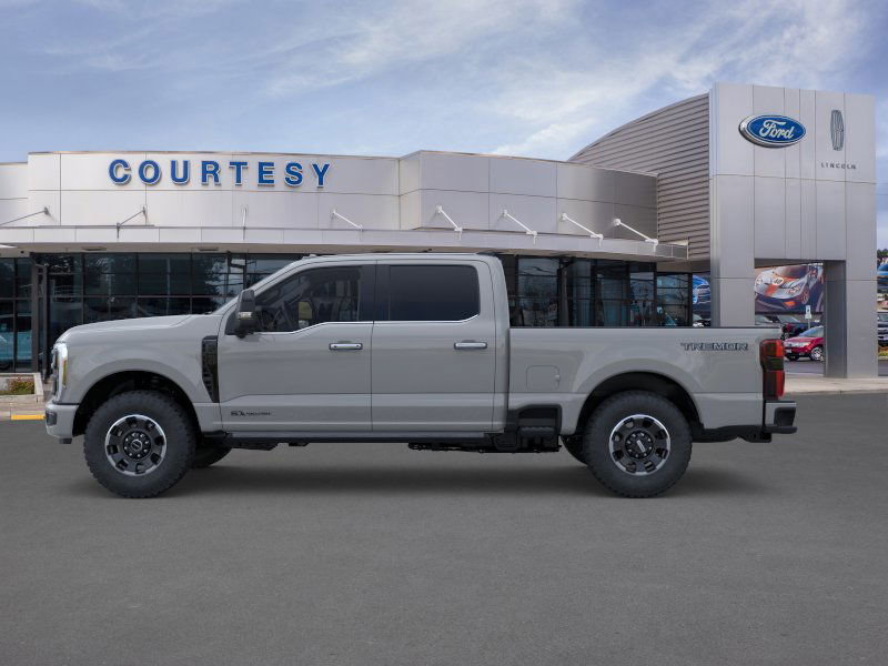 2026 Ford F-350 Platinum photo 3