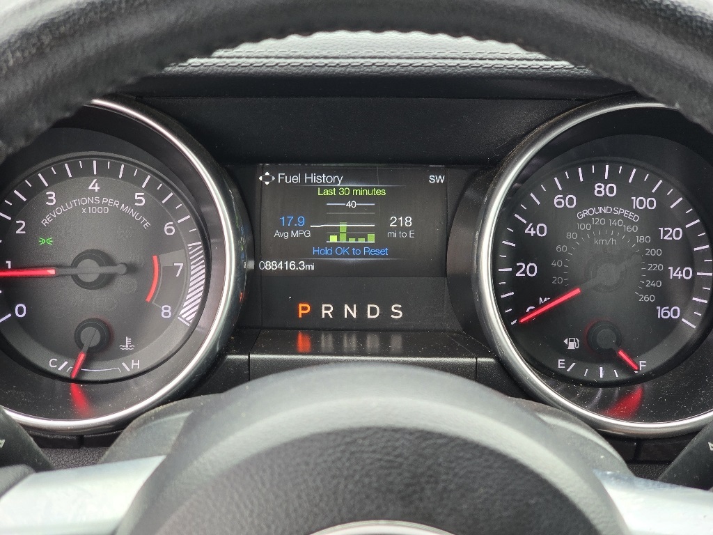 2019 Ford Mustang EcoBoost photo 6