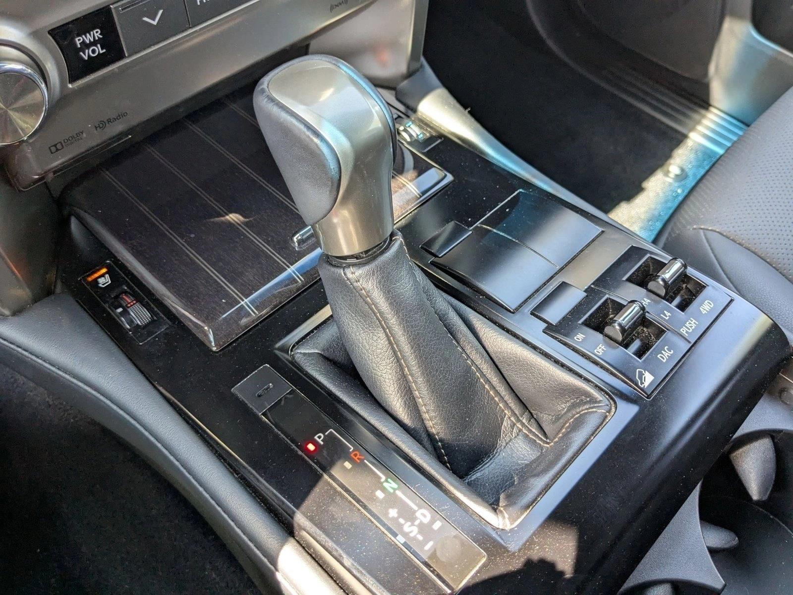 2021 Lexus GX 460 Premium photo 8