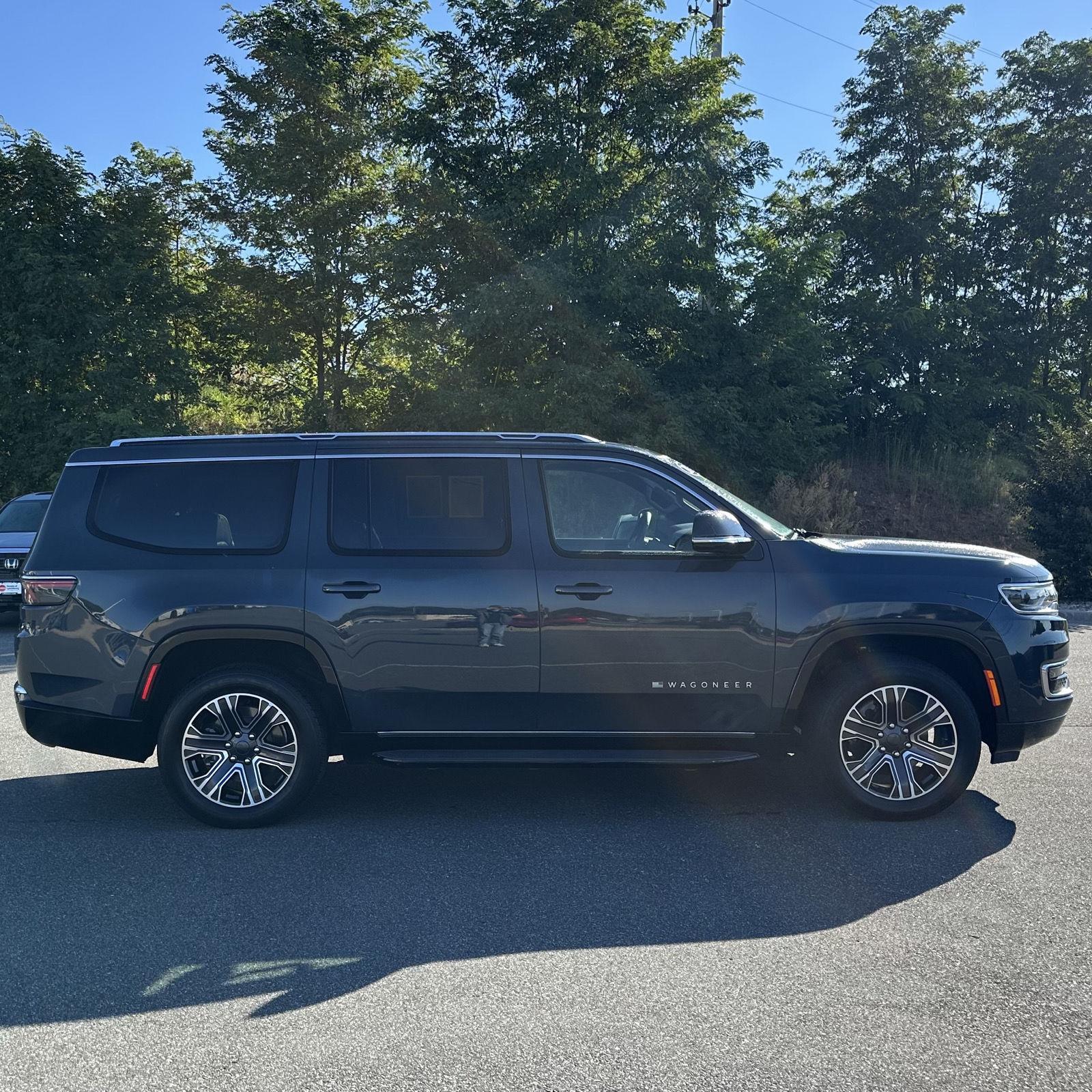 2024 Jeep Wagoneer Series II photo 3