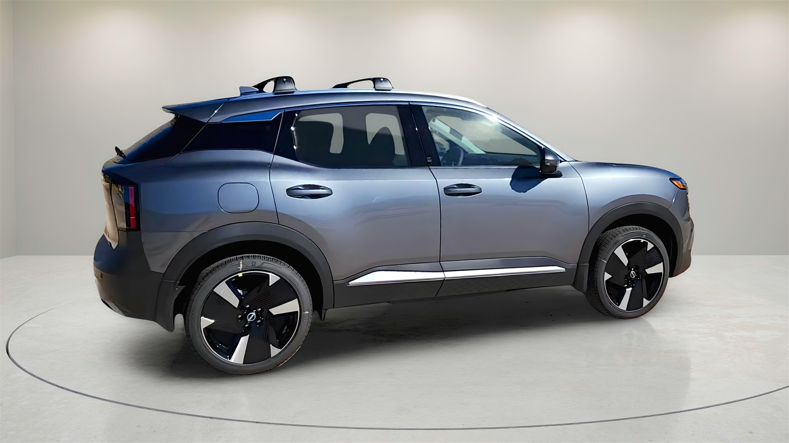 2025 Nissan Kicks SR photo 8