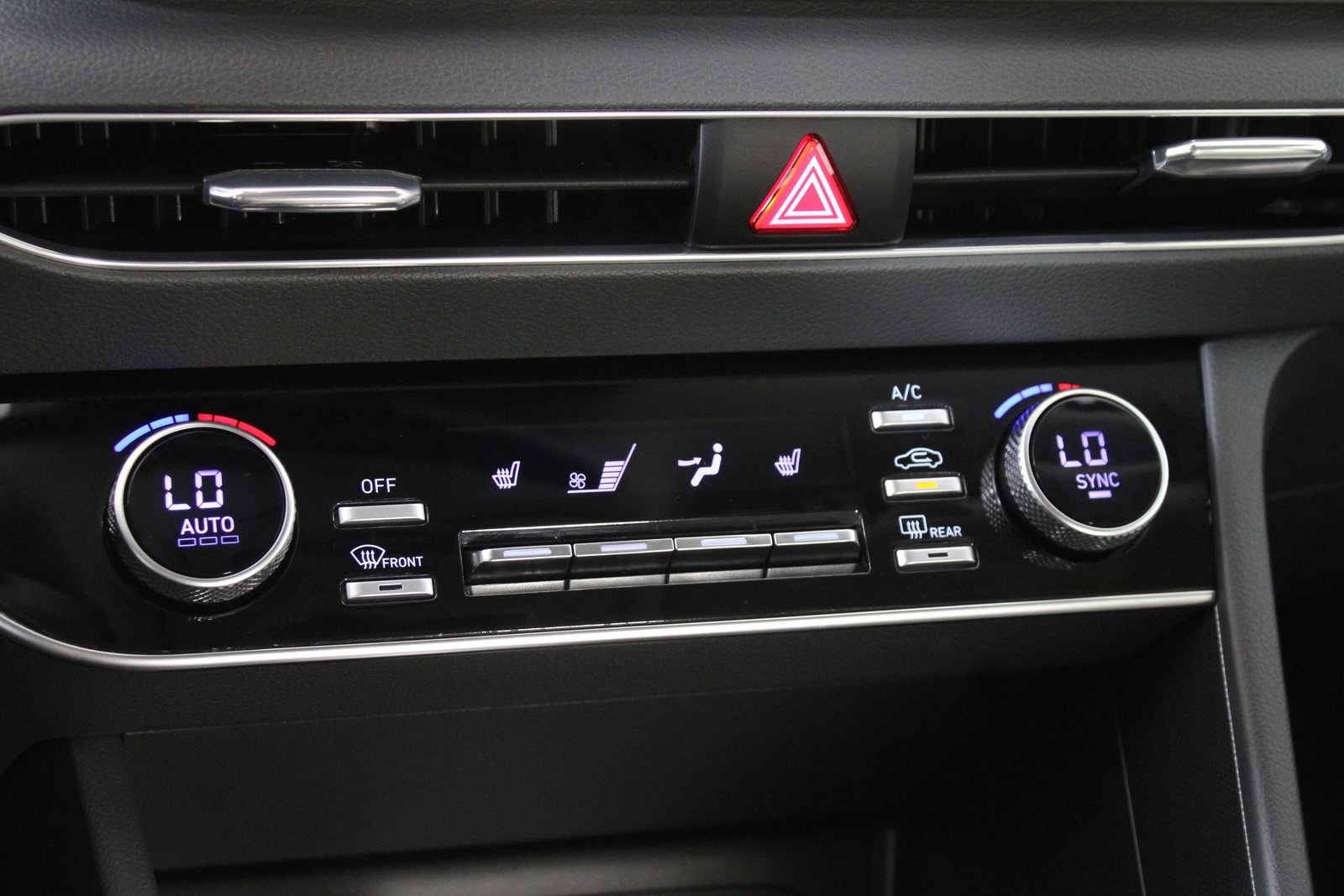 2022 Hyundai Sonata SEL photo 16