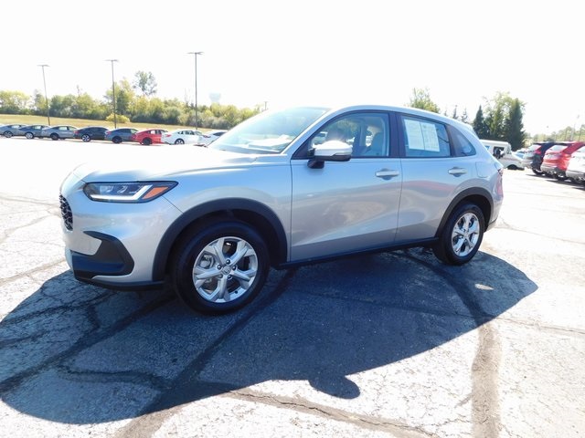 2025 Honda HR-V LX photo 4