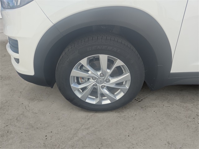 2020 Hyundai Tucson SE photo 13