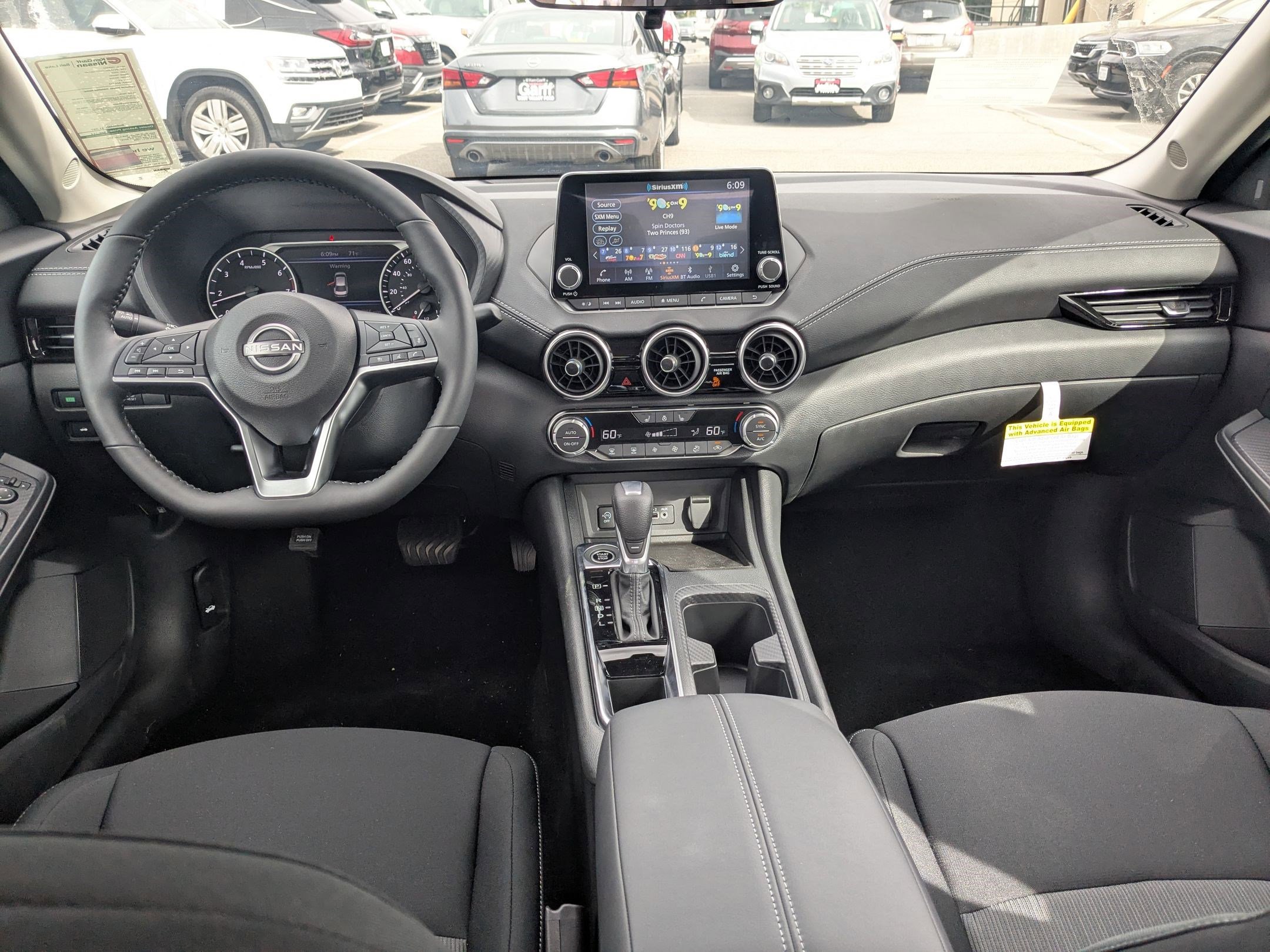 2025 Nissan Sentra SV photo 15
