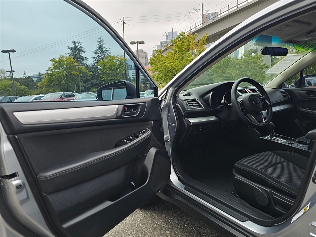 2018 Subaru Outback 2.5i photo 21