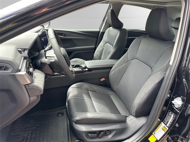 2025 Toyota Camry XLE photo 9