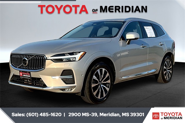 2023 Volvo XC60 B5 Plus photo 10
