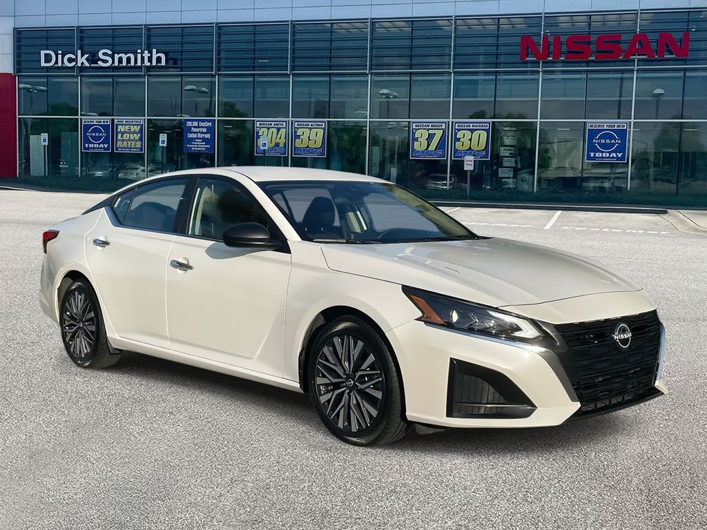 2024 Nissan Altima SV's photo