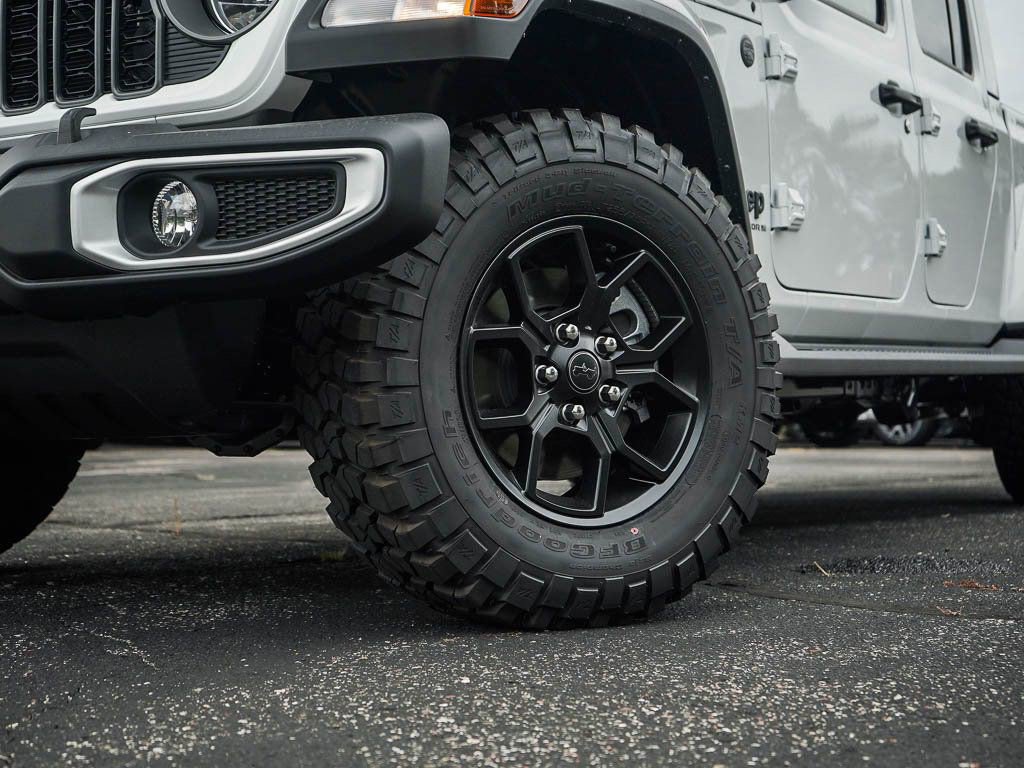2025 Jeep Gladiator Sport photo 5