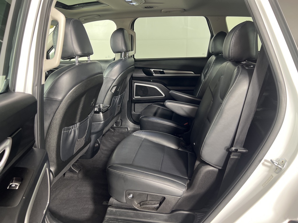 2020 Kia Telluride S photo 20