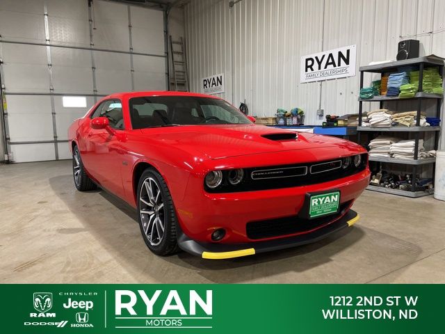2023 Dodge Challenger R/T's photo