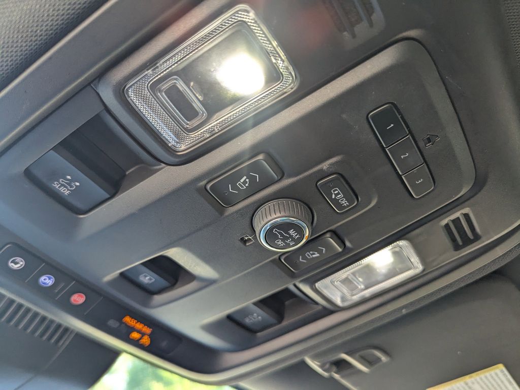 2023 Chevrolet Tahoe Z71 photo 27