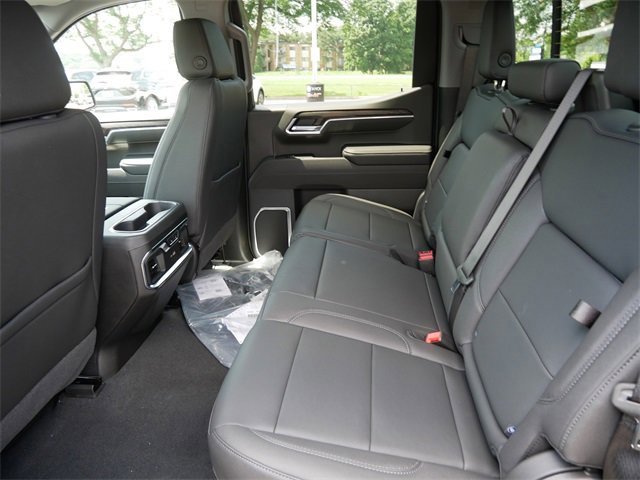 2025 Gmc Sierra 1500 SLT photo 6