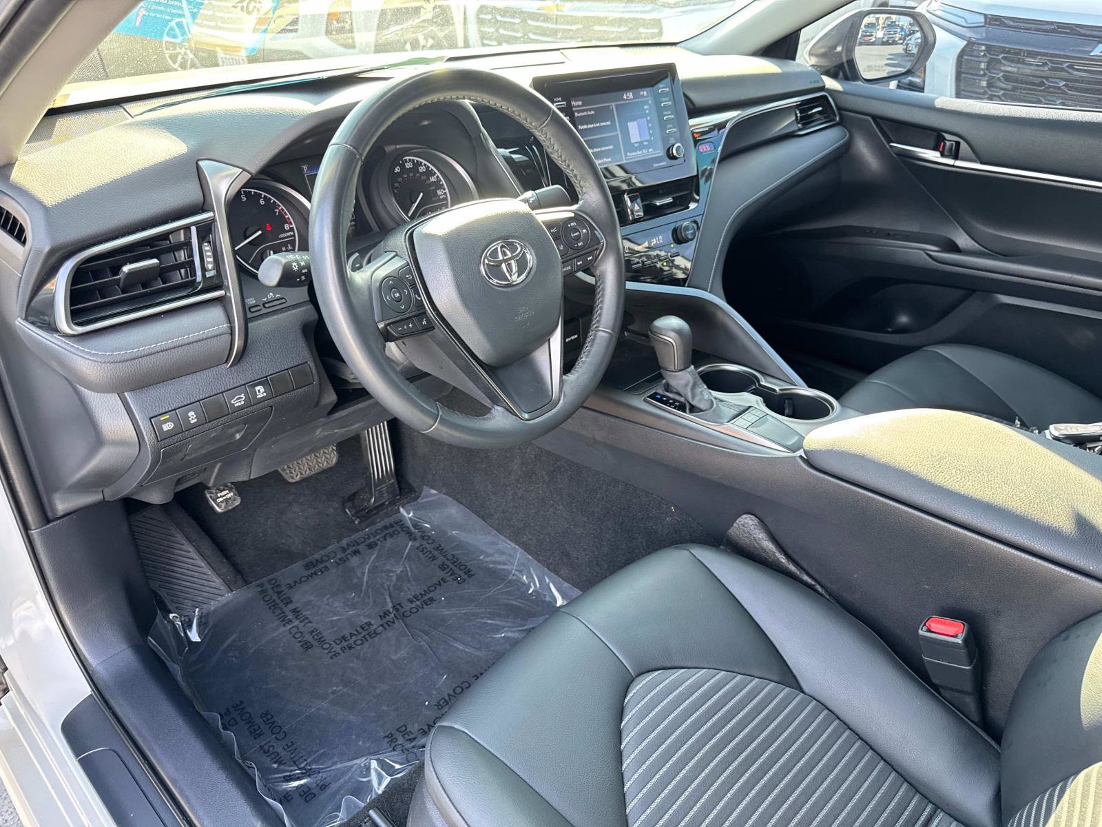 2022 Toyota Camry SE photo 12