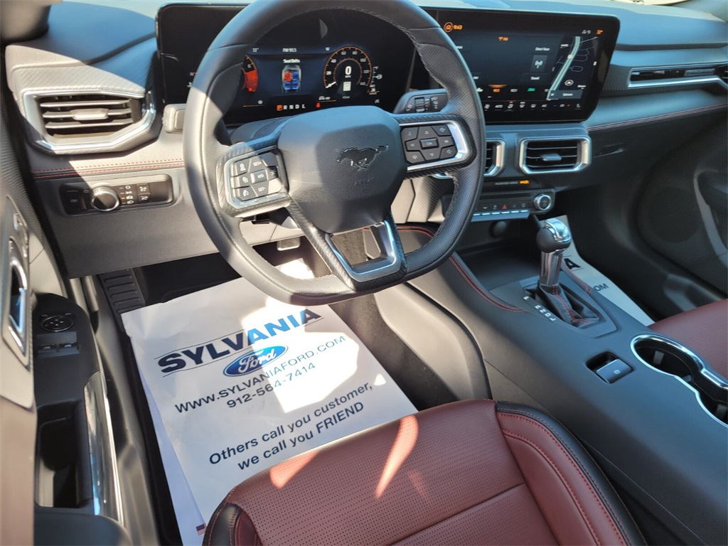 2025 Ford Mustang EcoBoost Premium photo 6