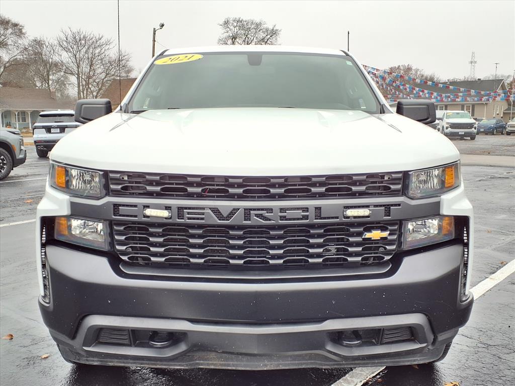 2021 Chevrolet Silverado 1500 photo 2