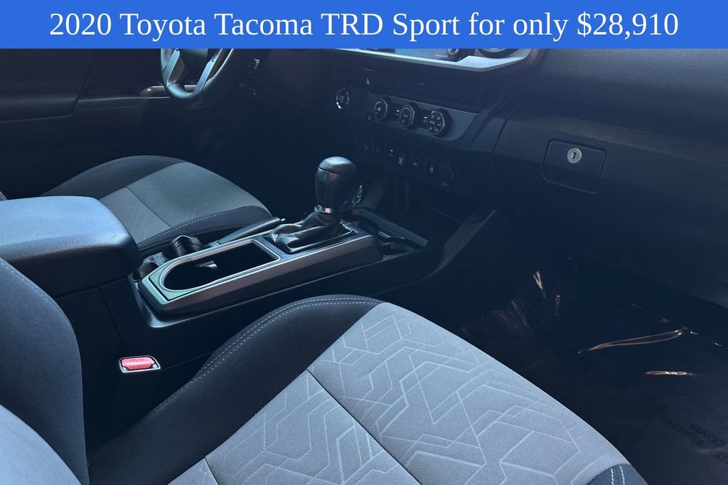 2020 Toyota Tacoma SR5 photo 13