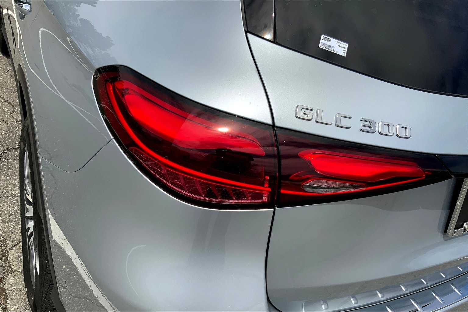 2025 Mercedes Benz GLC 300 4MATIC photo 15