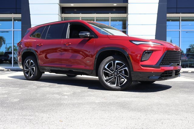 2025 Buick Enclave Sport Touring photo 2