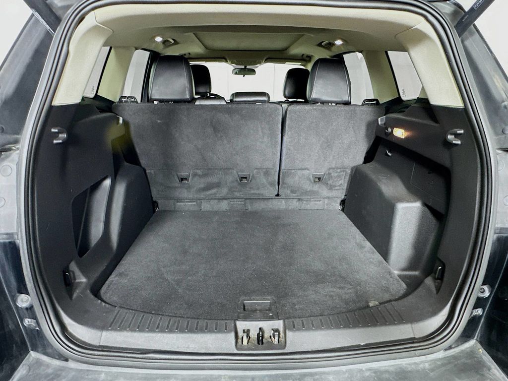 2018 Ford Escape SEL photo 28