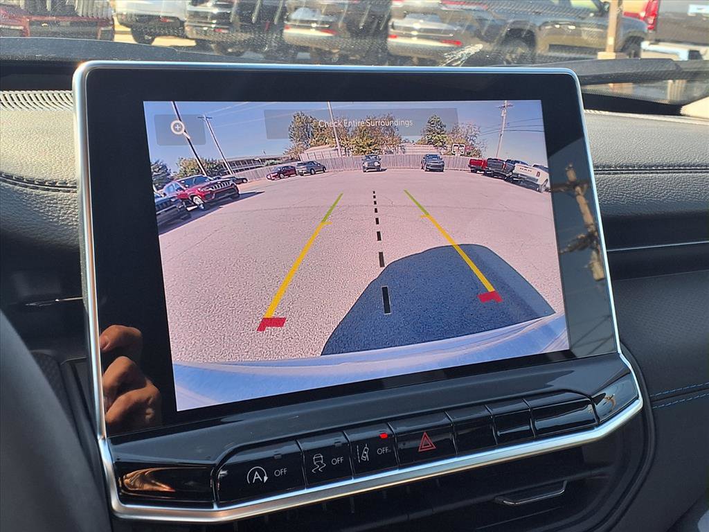 2026 Jeep Compass Latitude Altitude photo 4