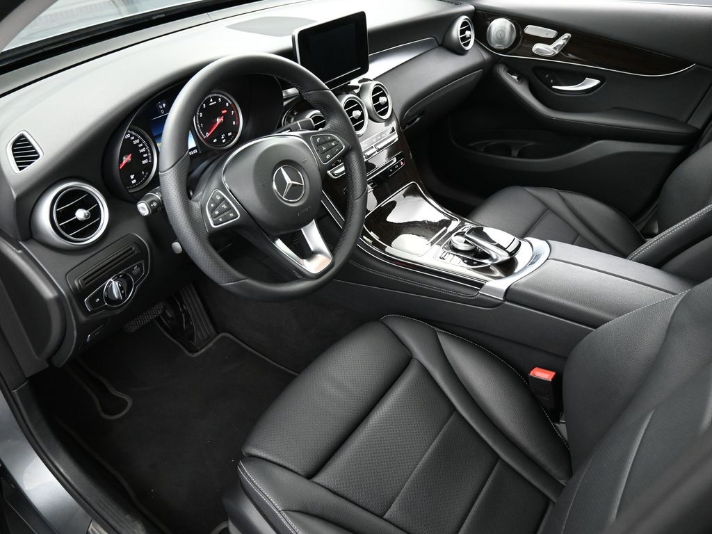 2017 Mercedes Benz GLC 300 Coupe 4MATIC photo 3