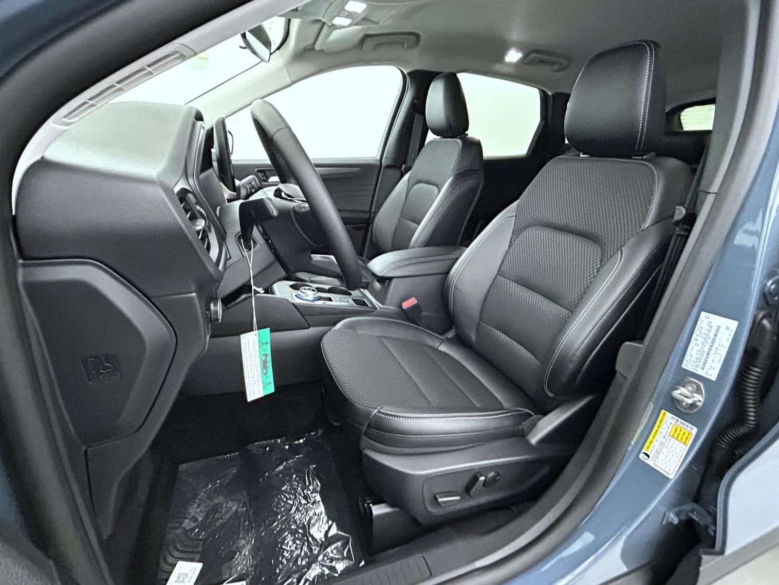 2025 Ford Escape Plug-In Hybrid Sport photo 10