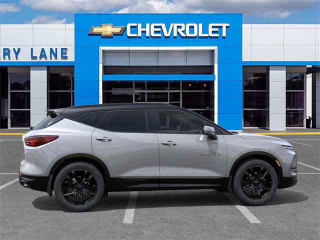 2025 Chevrolet Blazer RS photo 4