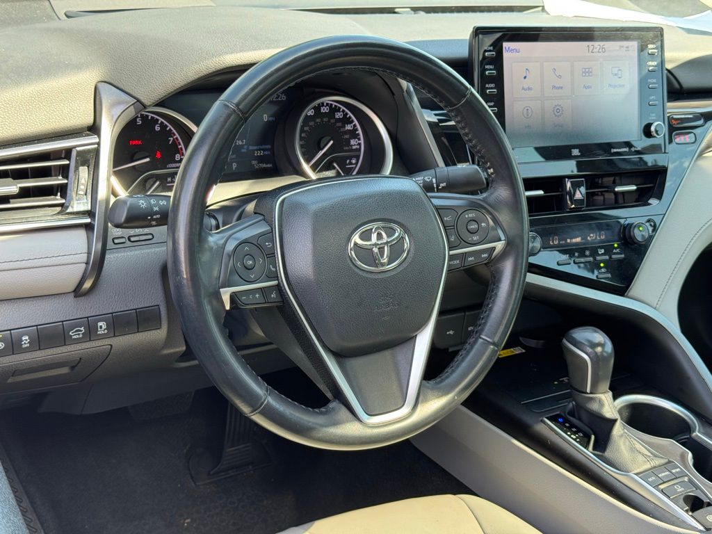 2023 Toyota Camry XLE V6 photo 16