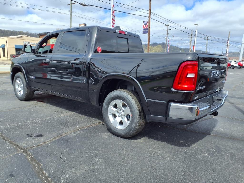 2025 Ram 1500 Big Horn Lone Star photo 3