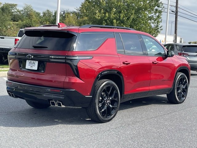 2026 Chevrolet Traverse RS photo 2