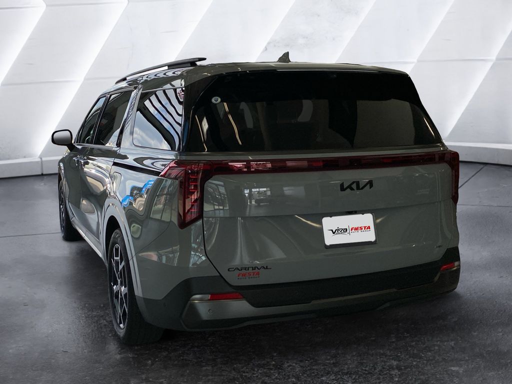 2025 Kia Carnival SX Prestige photo 4
