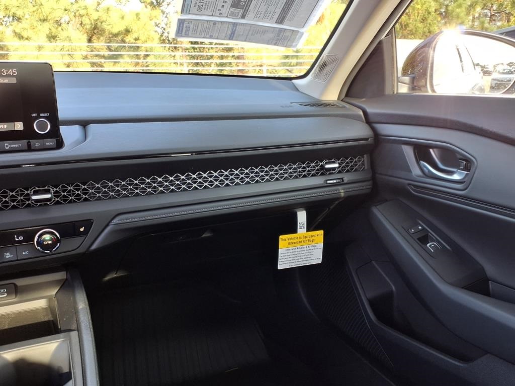 2025 Honda Accord SE photo 14
