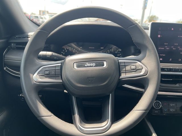 2022 Jeep Compass Altitude photo 12