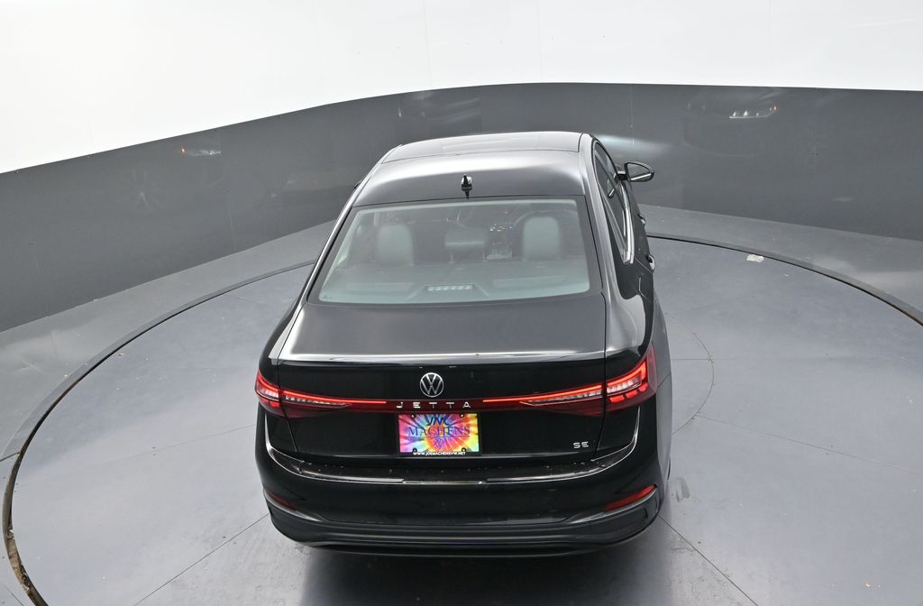 2025 Volkswagen Jetta 1.5T SE photo 14