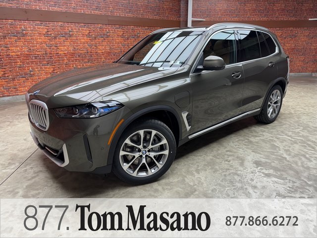 2026 BMW X5 50e's photo