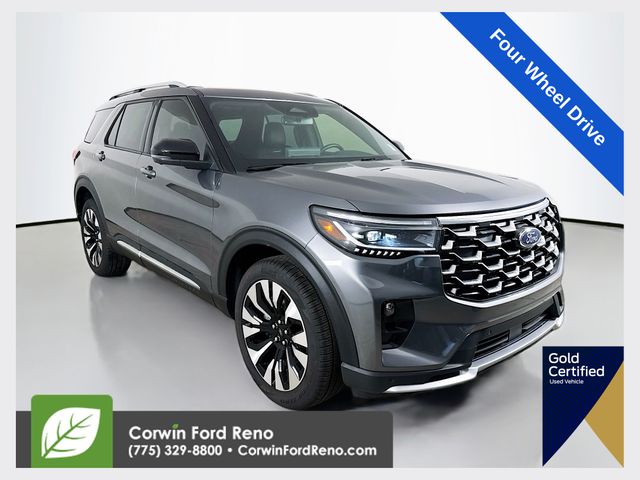 2025 Ford Explorer Platinum's photo