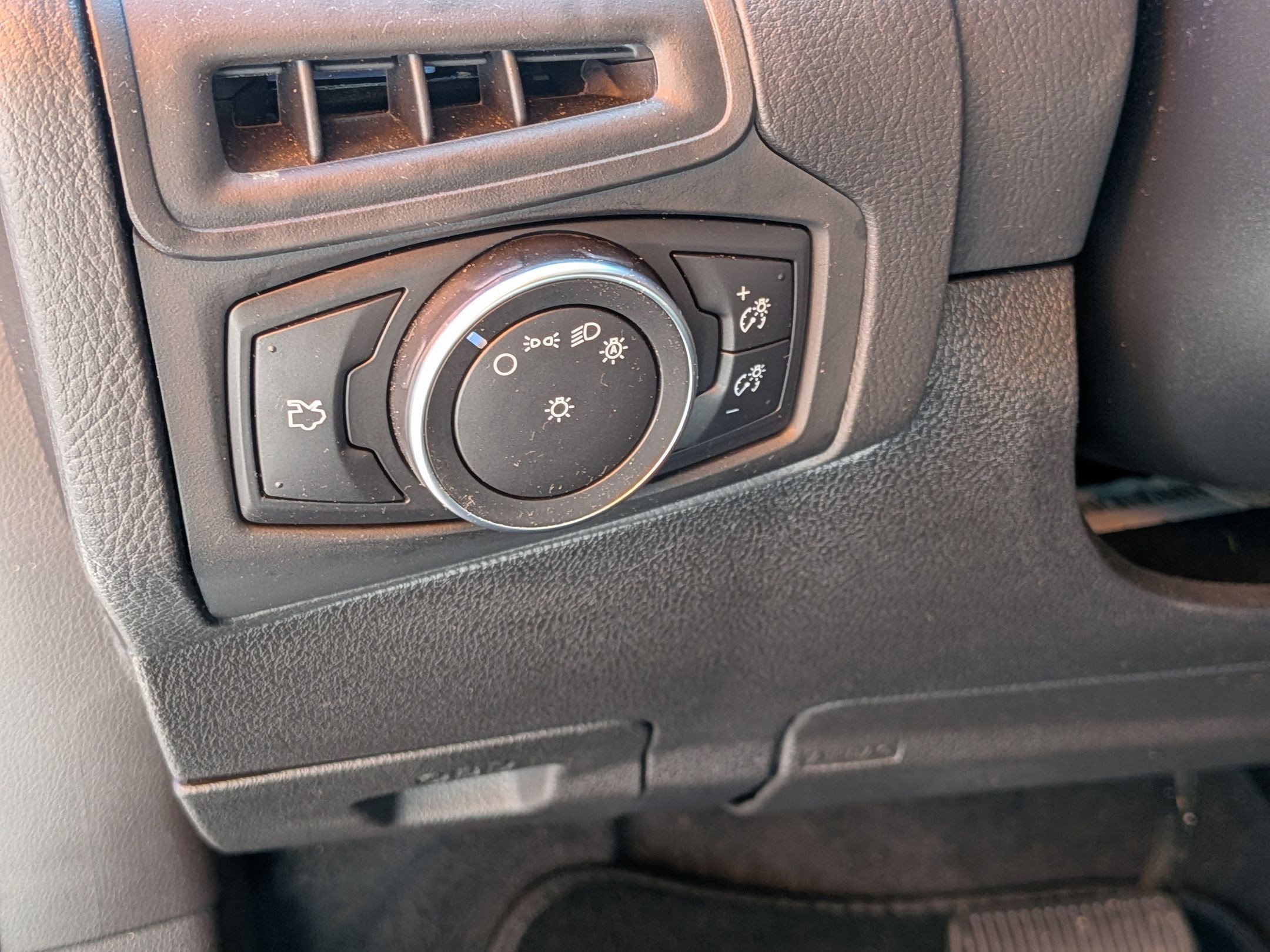 2018 Ford Focus SE photo 15