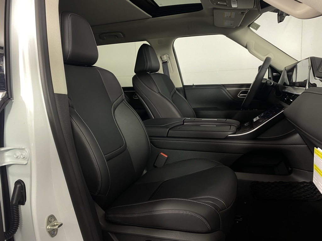 2026 Infiniti QX80 Pure photo 32